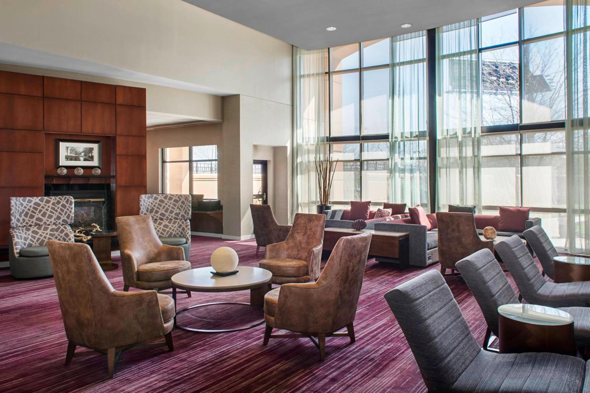 Отель Courtyard By Marriott Newark Элизабет Экстерьер фото
